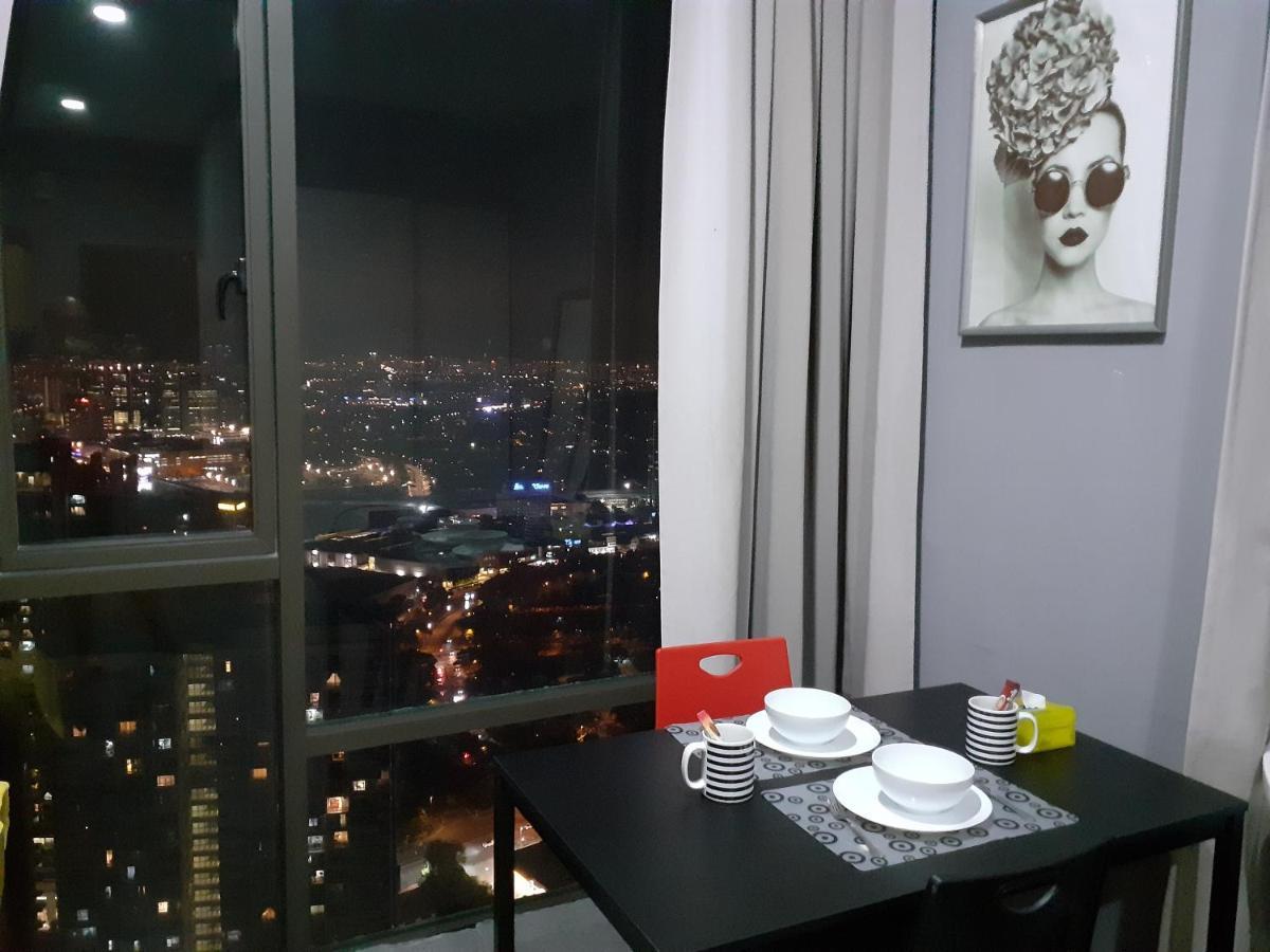 Empire Damansara Homestay By Cities Homes Malaysia بيتالينغ جايا المظهر الخارجي الصورة